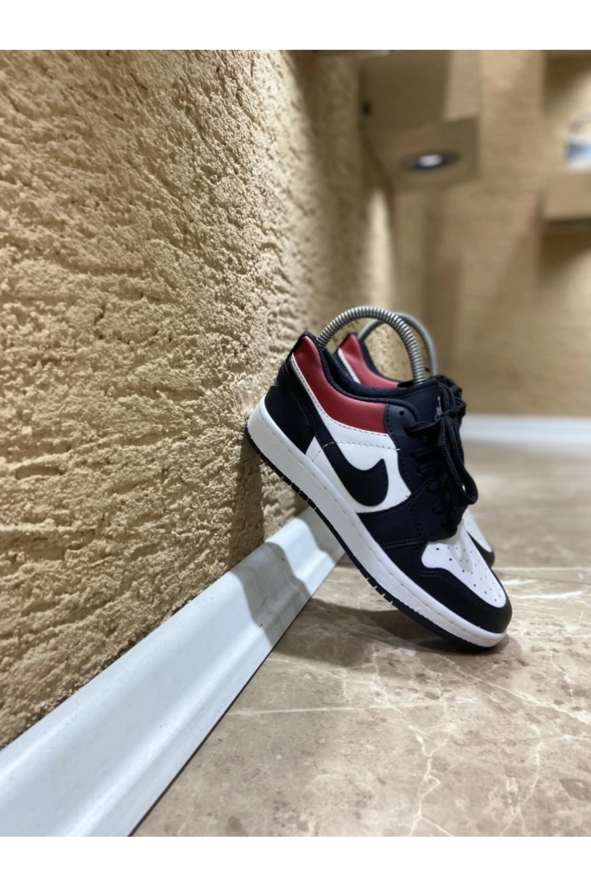 Nike Air Jordan Kısa Siyah Kırmızı Spor Ayakkabı