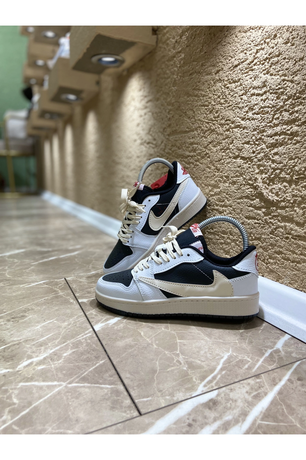 Nike Air Travis Scoot Beyaz Krem İthal Spor Ayakkabı