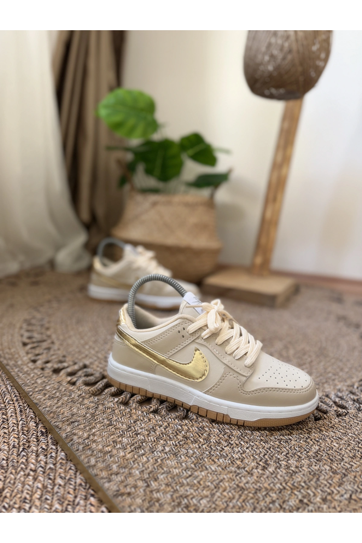 Nike Dunk Low Bej Gold