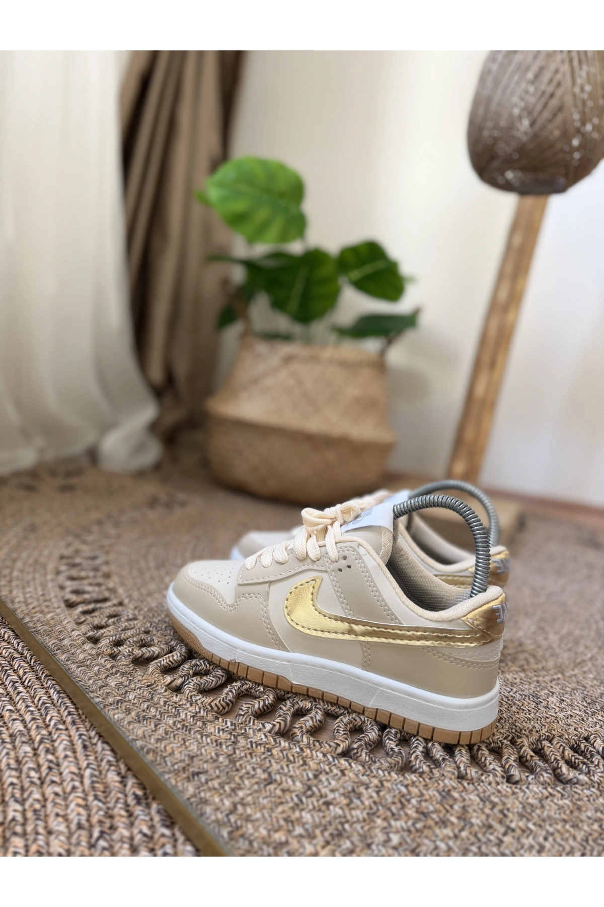 Nike Dunk Low Bej Gold