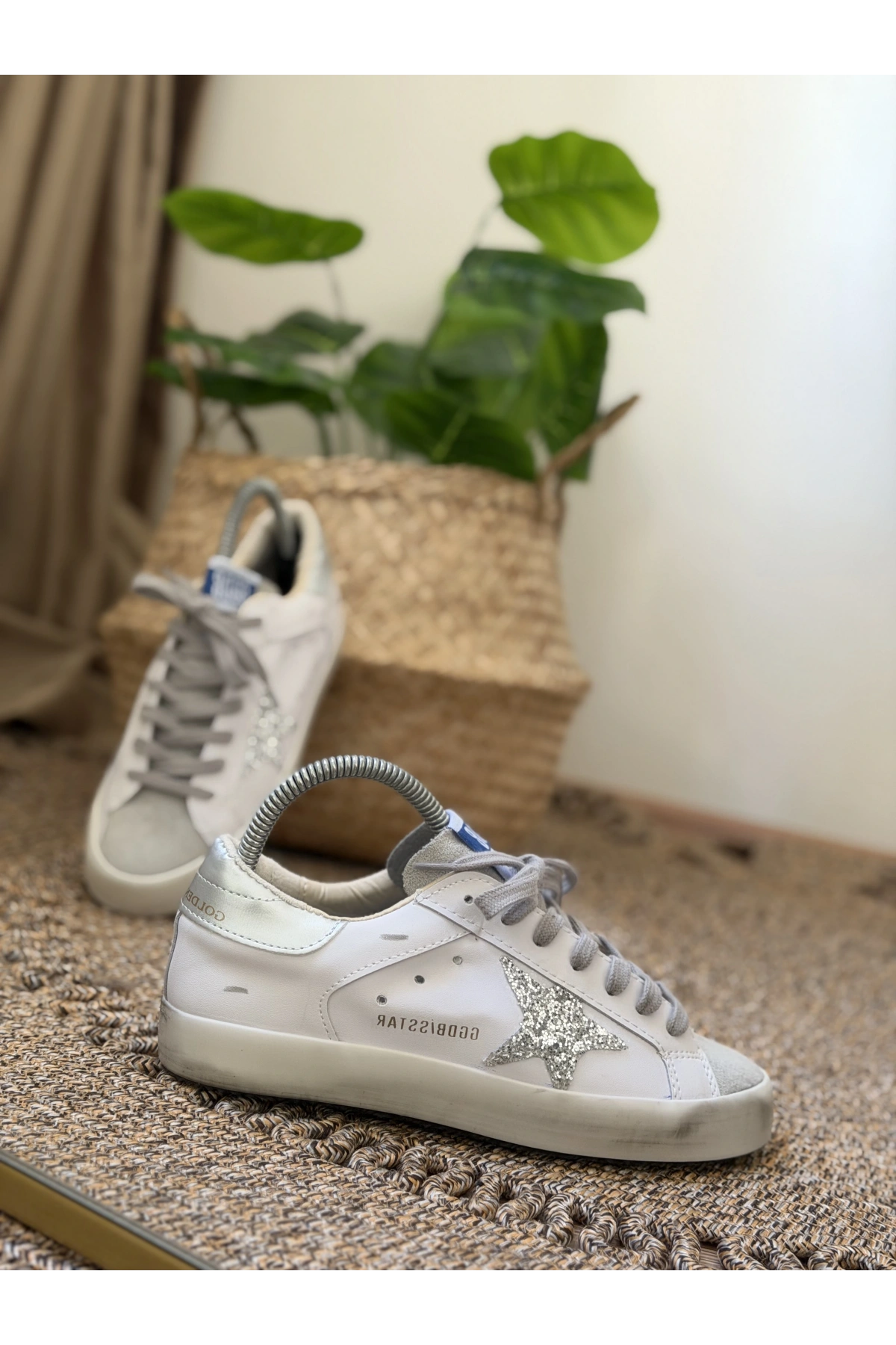 Superstar Golden Goose Beyaz Gümüş Sim Detaylı