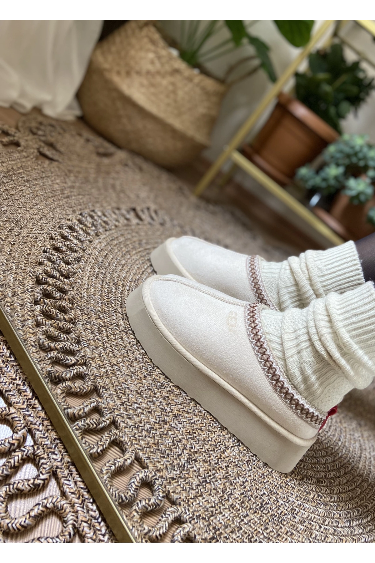 Ugg W Tarz Kalın Taban Krem Süet Terlik