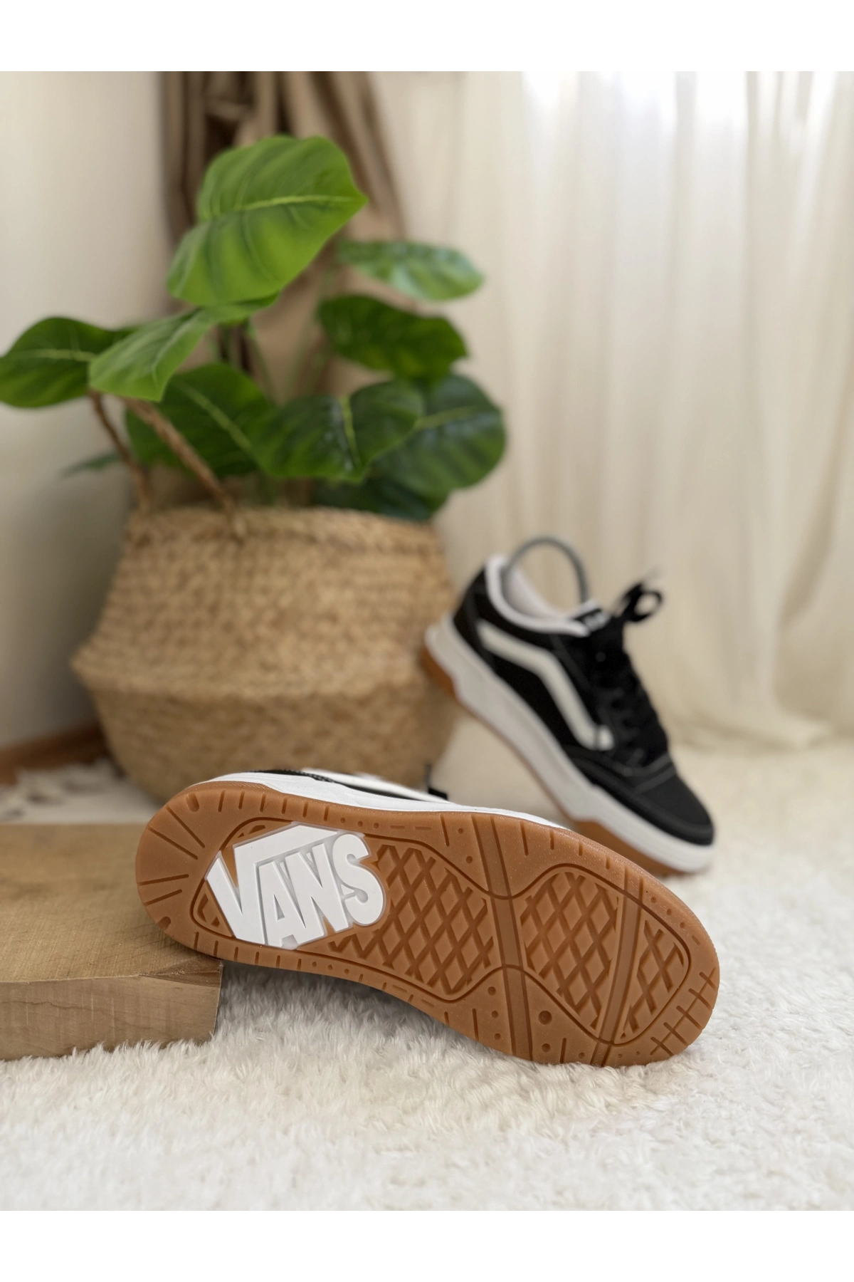 Vans Low Platform Black White Gum Taban Unisex Sneaker