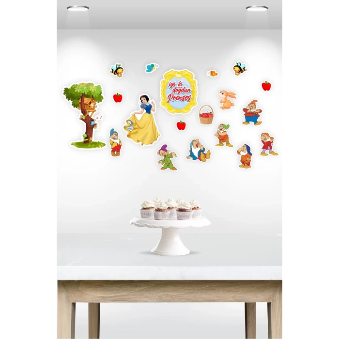Pamuk Prenses Temalı Çok Parçalı Afiş *Kalın Kağıt 150 cm
