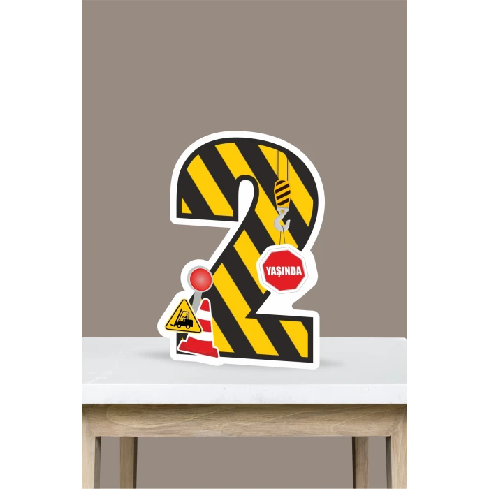 İş Makinaları Temalı Ayaklı Rakam Pano - 2 Yaş (40 cm)