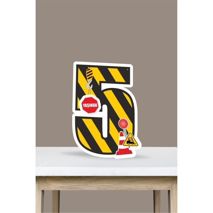 İş Makinaları Temalı Ayaklı Rakam Pano - 5 Yaş (40 cm)