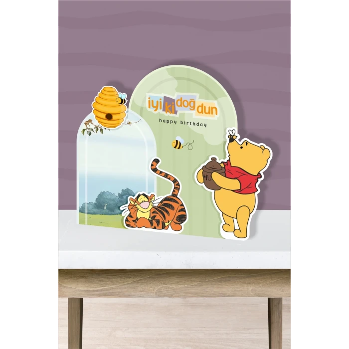 Winnie The Pooh Temalı Parçalı Ayaklı Pano 3Boyutlu (Masa Üstü) * Kalın Kağıt
