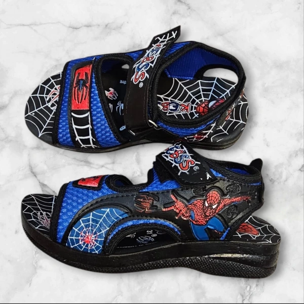 Ortopedik taban Kutu içerisinde kırmızı siyah çocuk yazlık rahat kalıp sandalet