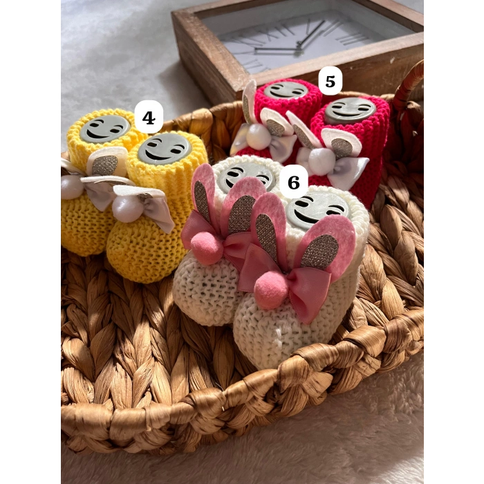 BEBEK PATİKLERİ TAŞLI 0-6 AY