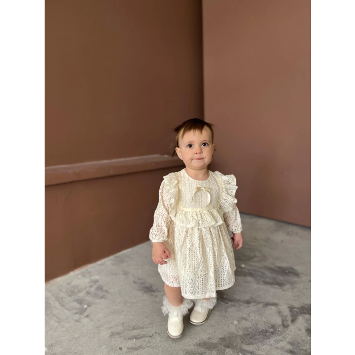 KARE YAKA DANTELLİ KIZ BEBEK ELBİSE