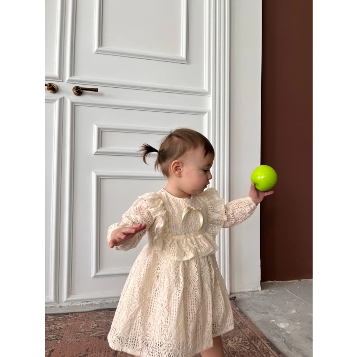 KARE YAKA DANTELLİ KIZ BEBEK ELBİSE