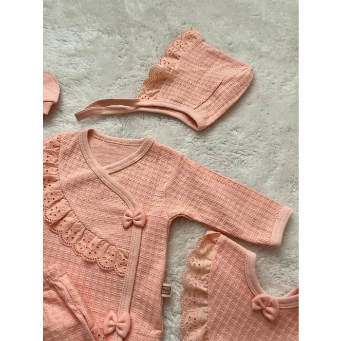WAFFLE KUMAŞ DANTELLİ KIZ BEBEK 5Lİ HASTANE ÇIKIŞI SETİ