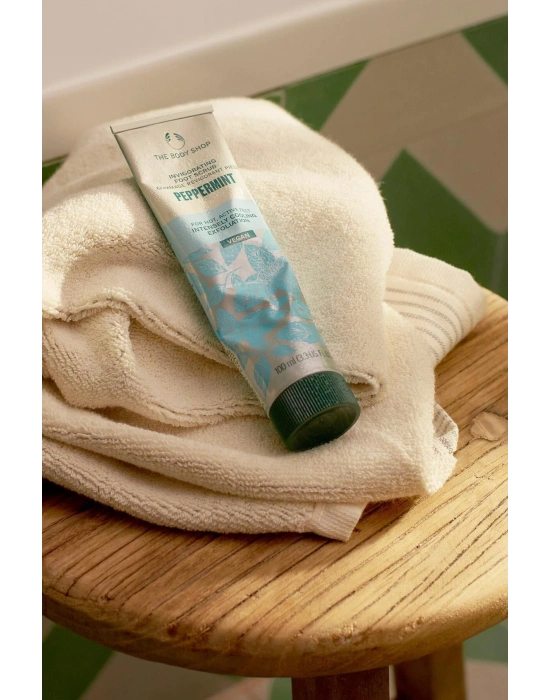 The Body Shop Peppermint Canlandırıcı Ayak Peelingi 100 ml