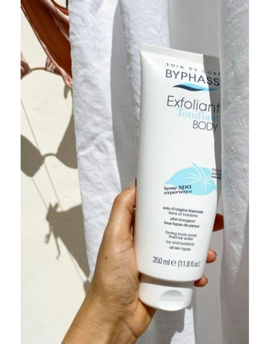 Byphasse Doğal Volkanik Tanecikli Canlandırıcı Vücut Peeling 350 ML