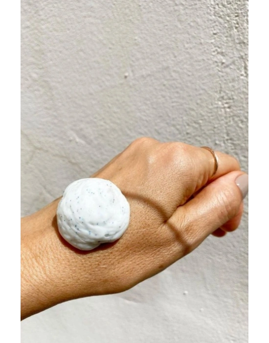 Byphasse Doğal Volkanik Tanecikli Canlandırıcı Vücut Peeling 350 ML