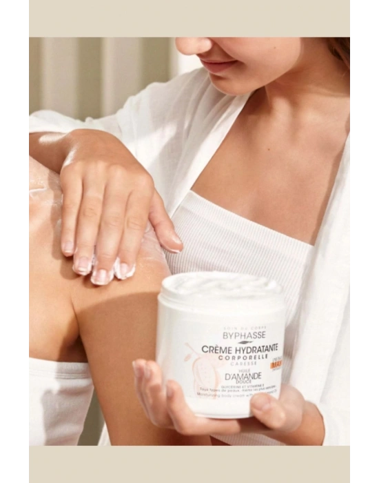 Nemlendirici Vücut Kremi Tatlı Badem Yağlı 500ml