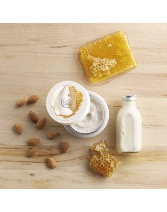 The Body Shop Almond Milk & Honey Arındırıcı Krem Peeling 250ml