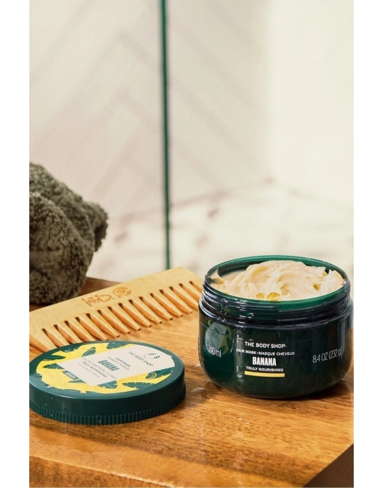The Body Shop Banana Besleyici Saç Maskesi 240 Ml