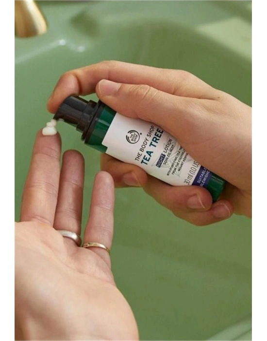 The Body Shop Çay Ağacı Akne Lekelerine Karşı Gece Losyonu 30ml