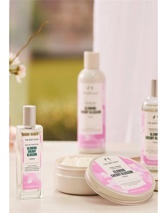 The Body Shop Glowing Cherry Blossom Vücut Kremi 200 Ml