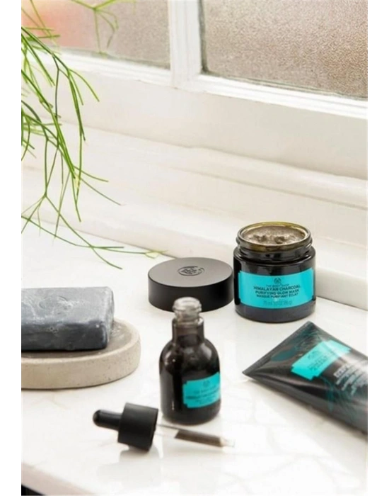 The Body Shop Himalayan Charcoal Gece Peelingi 30ml