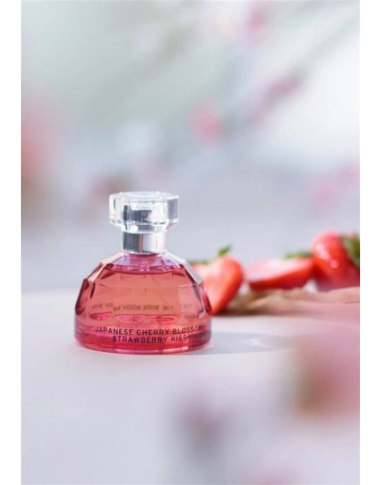 The Body Shop Japanese Cherry Blossom Strawberry Kiss Edt 50 Ml Çiçeksi  - Meyve