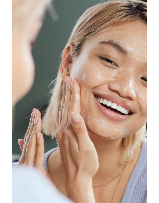 The Body Shop Vitamin C Arındırıcı Peeling 100 Ml