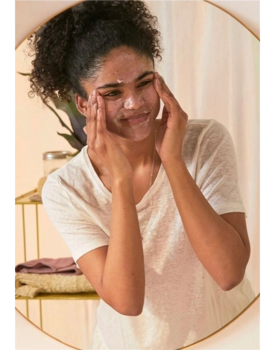 The Body Shop Vitamin C - Mikrodermabrasyon Peeling 100ml