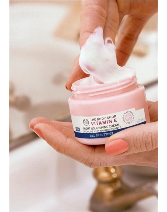 The Body Shop Vitamin E - Gece Kremi 50 Ml