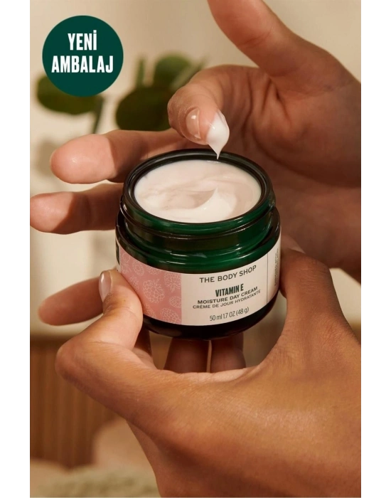 The Body Shop Vitamin E - Nemlendirici Gündüz Kremi 50 Ml