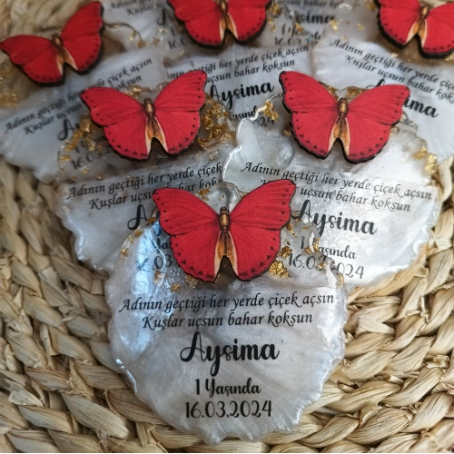 Baskıcı Amca Kırmızı Kelebekli Epoksi Magnet