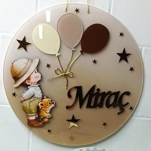 Balonlu Erkek Bebek Kapı Süsü