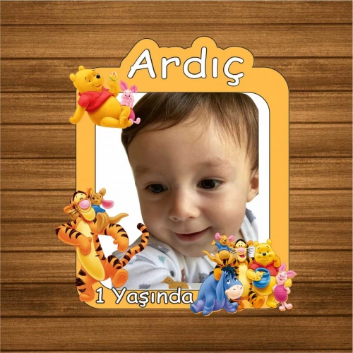 Baskıcı Amca Çizgi Film Karakterli Fotoğraflı Ahşap Magnet