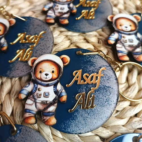 Baskıcı Amca Uzay Temalı  Boyamalı Anahtarlık