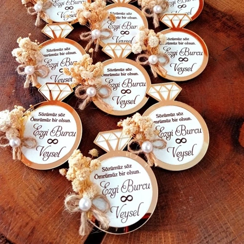 Baskıcı Amca Çiçek Süslemeli Alyans Magnet