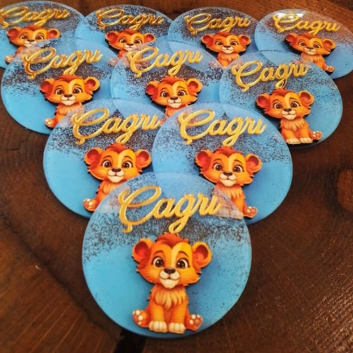 Baskıcı Amca Aslanlı Boyalı Magnet