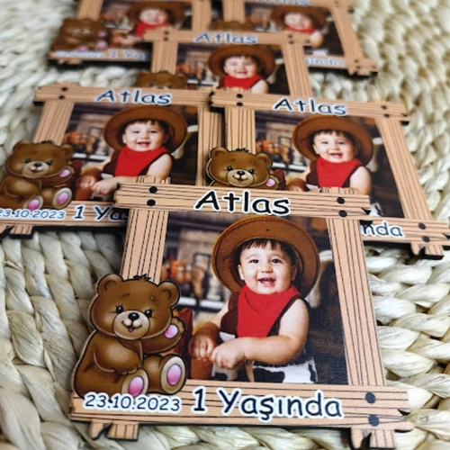Baskıcı Amca Ayıcık Temalı Fotoğrafı Ahşap Magnet
