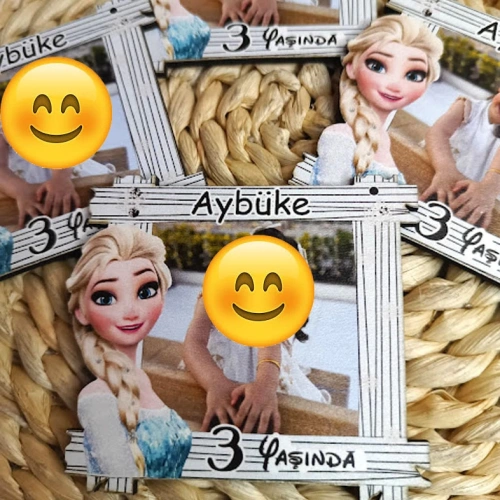 Baskıcı Amca Elsa Konseptli Fotoğraflı Ahşap Magnet