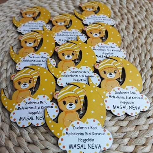 Baskıcı Amca Sarı Ayıcıklı Temalı Ahşap Magnet