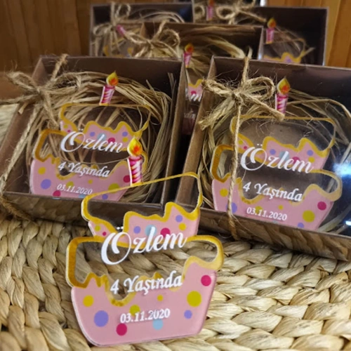 Baskıcı Amca  Yaş Pasta Pleksi Magnet Kutulu