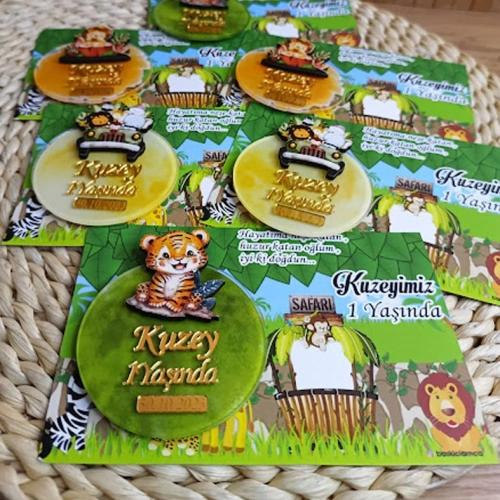 Baskıcı Amca Karışık Safari Boyamalı Kartlı Magnet