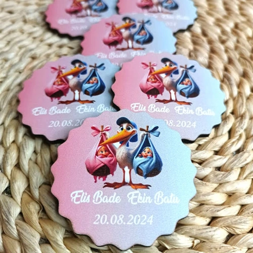 Baskıcı Amca İkiz Bebek Ahşap Magnet