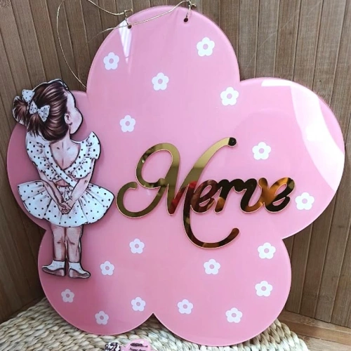 Papatya Temalı Boyamalı Kapı Süsü