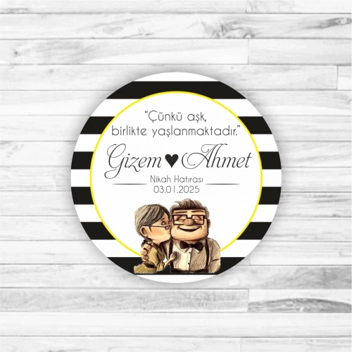 Up Karakterli Siyah Şeritli Ahşap Magnet