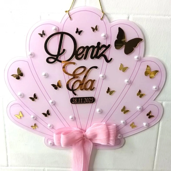 Baskıcı Amca  Fiyonklu Kapı Süsü