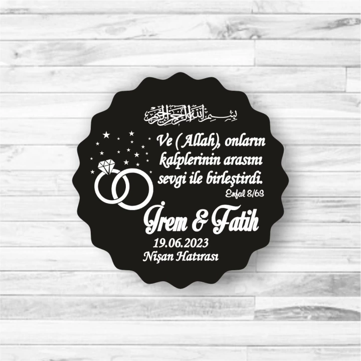 Siyah Temalı Dualı Ahşap Magnet