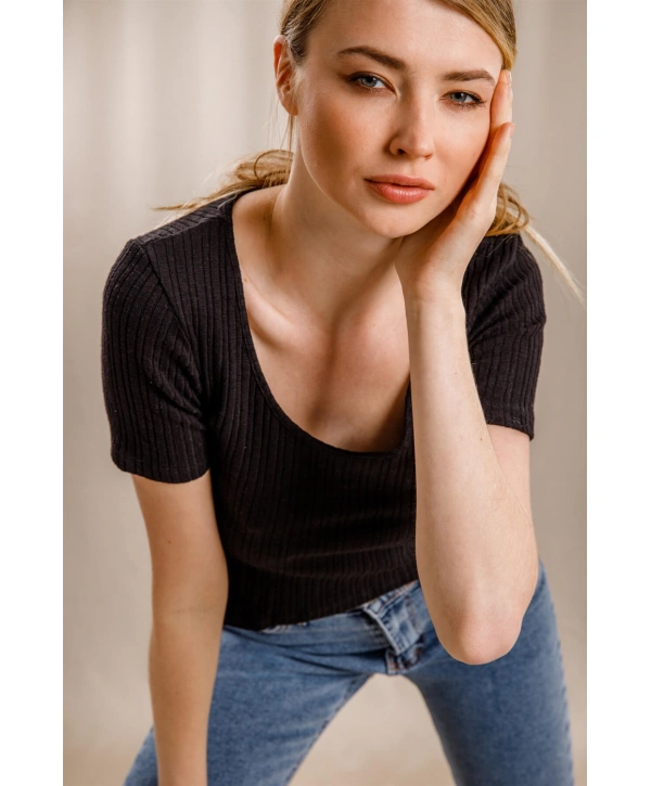 Geniş Yaka Triko Bluz - SİYAH