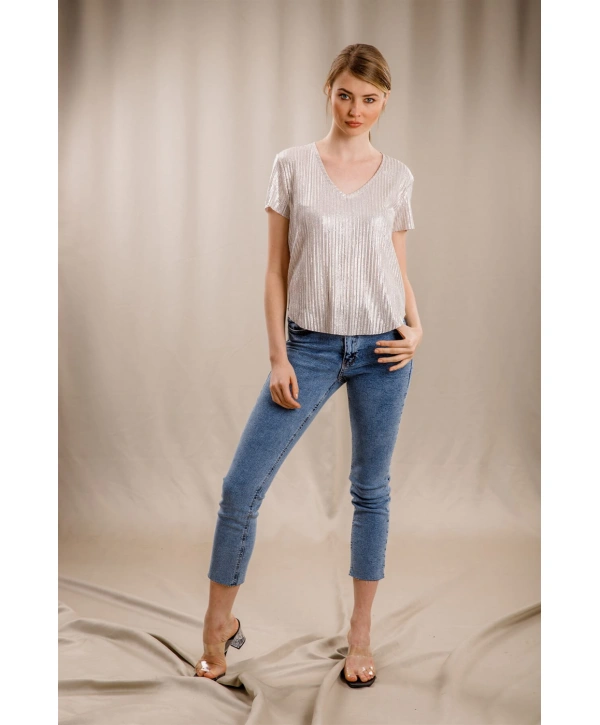 V Yaka Tasarım T-shirt-KREM