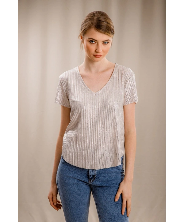 V Yaka Tasarım T-shirt-KREM