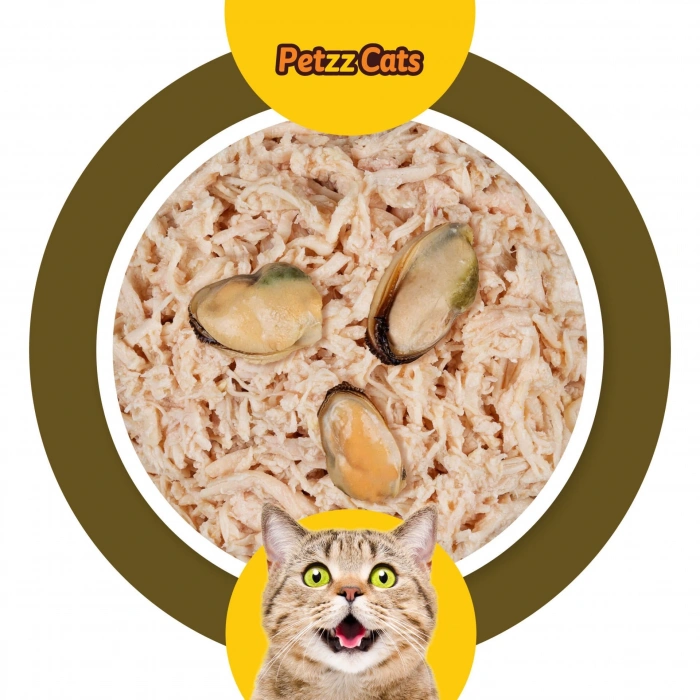 PetzzCats Lezzetli Sos İçinde Tiftiklenmiş Taze Tavuk Etli ve Midyeli Konserve Kedi Maması 70 Gr